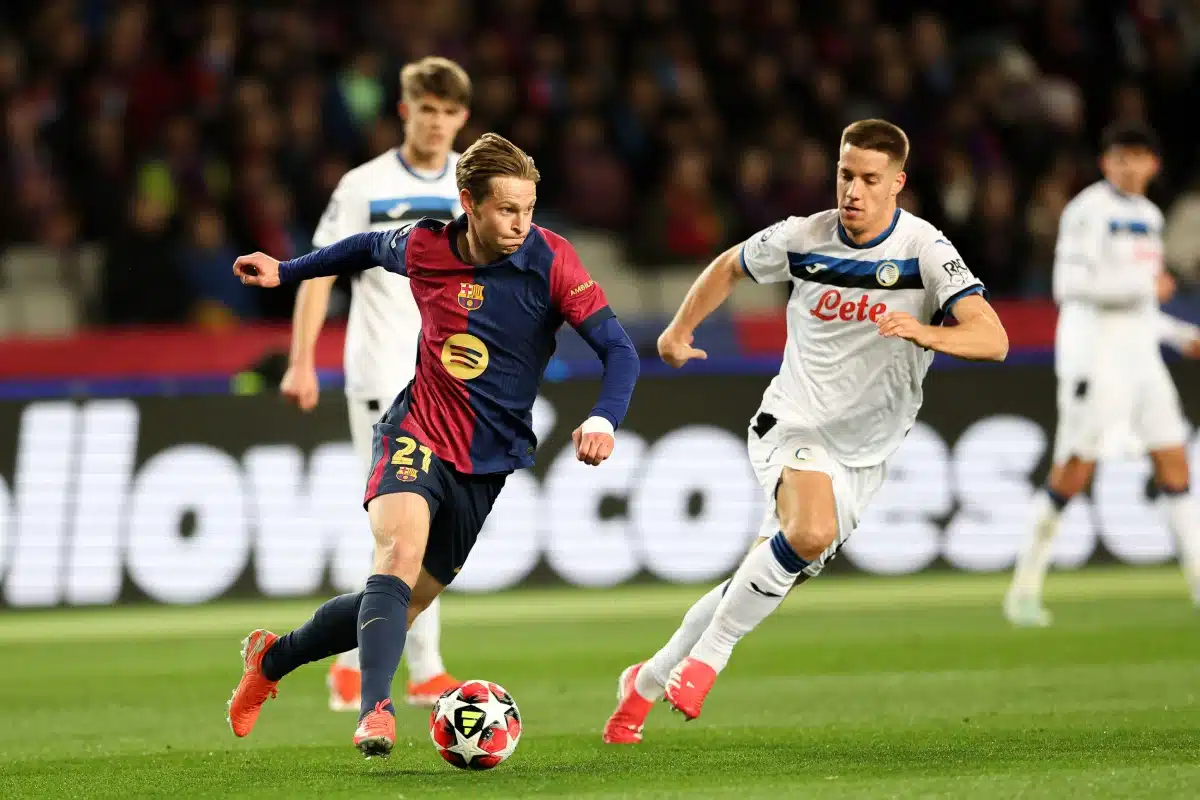 Frenkie de Jong of FC Barcelona (L) and of Atalanta Bergamo (R) in action during the UEFA Champions League match